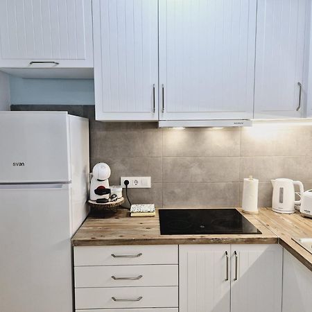 טורבייחה La Casa De Veronica - Serene Apartment With Shared Pool, Steps From The Beach מראה חיצוני תמונה