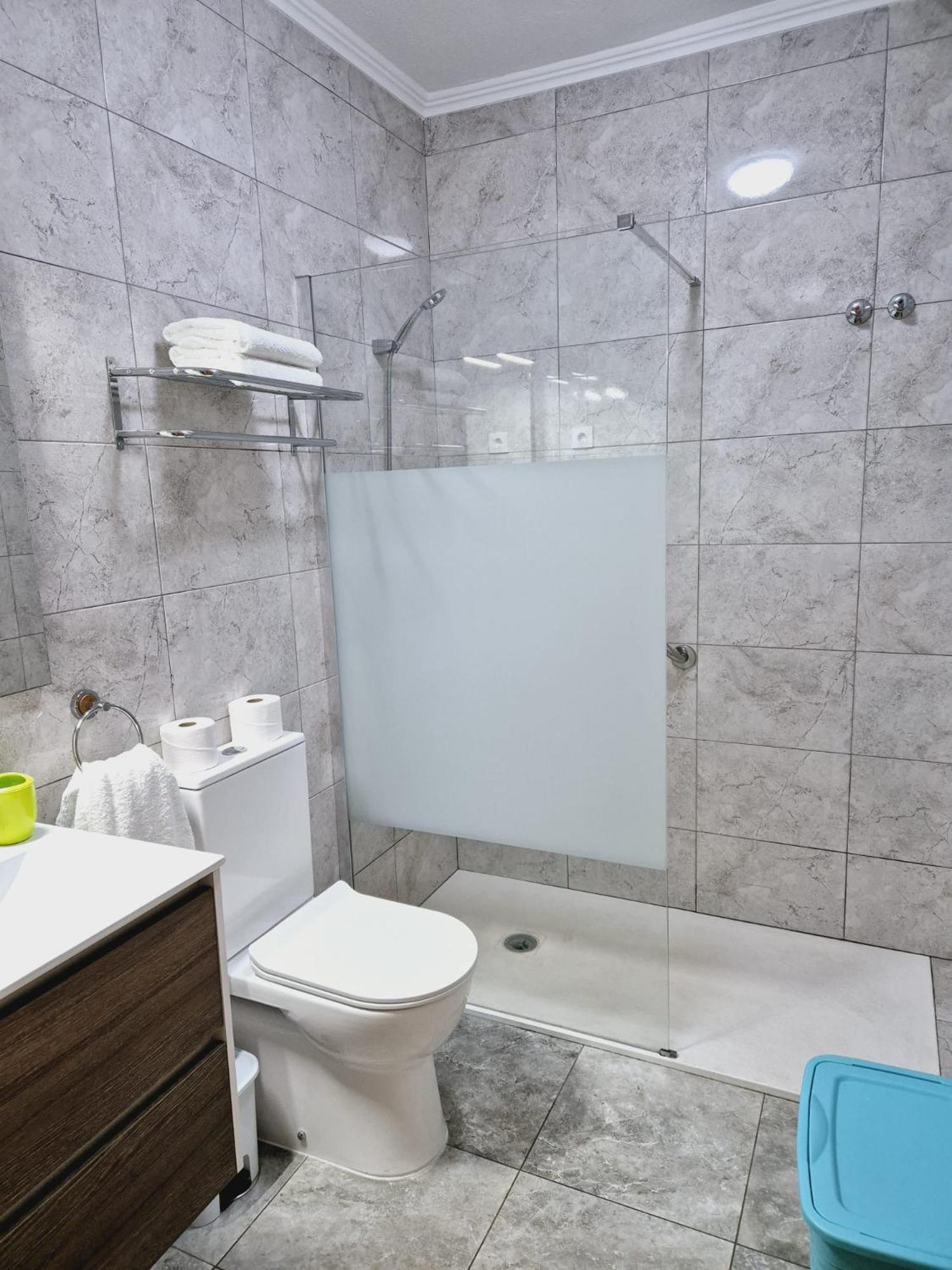 טורבייחה La Casa De Veronica - Serene Apartment With Shared Pool, Steps From The Beach מראה חיצוני תמונה