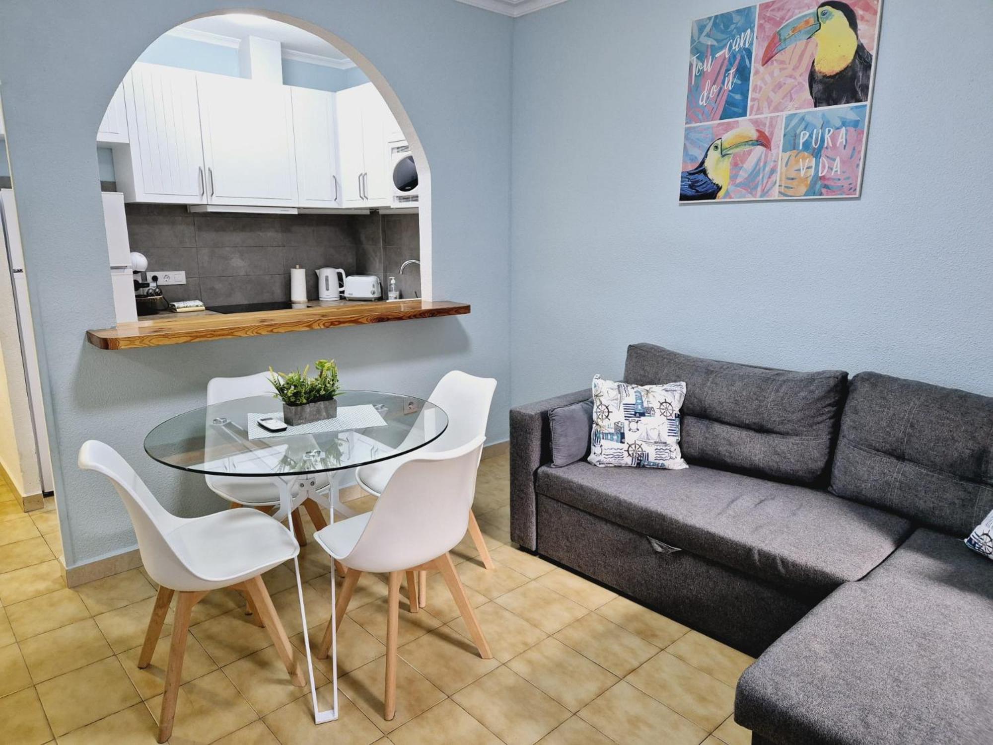טורבייחה La Casa De Veronica - Serene Apartment With Shared Pool, Steps From The Beach מראה חיצוני תמונה